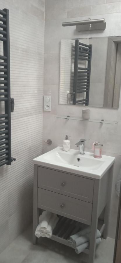 Apartament Klonowa Poznań Exteriör bild