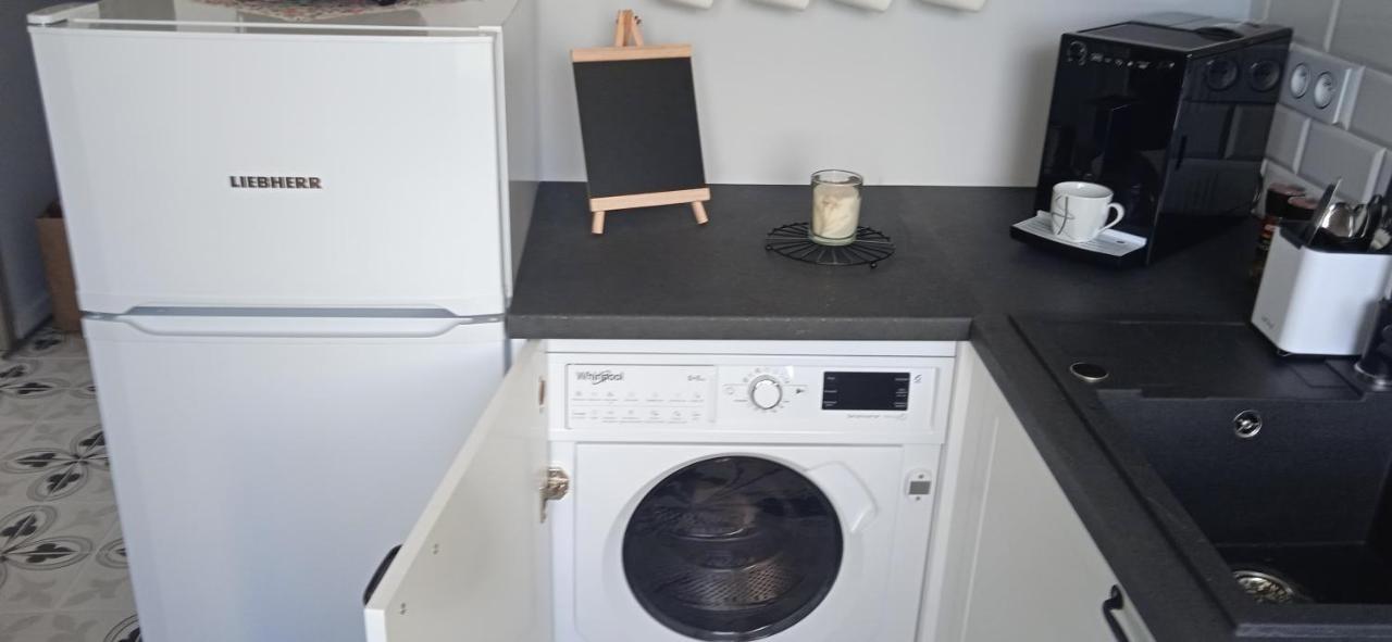 Apartament Klonowa Poznań Exteriör bild