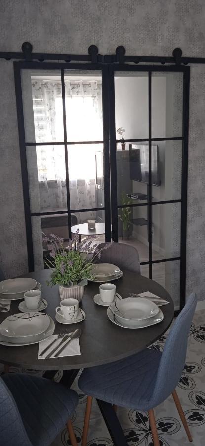 Apartament Klonowa Poznań Exteriör bild