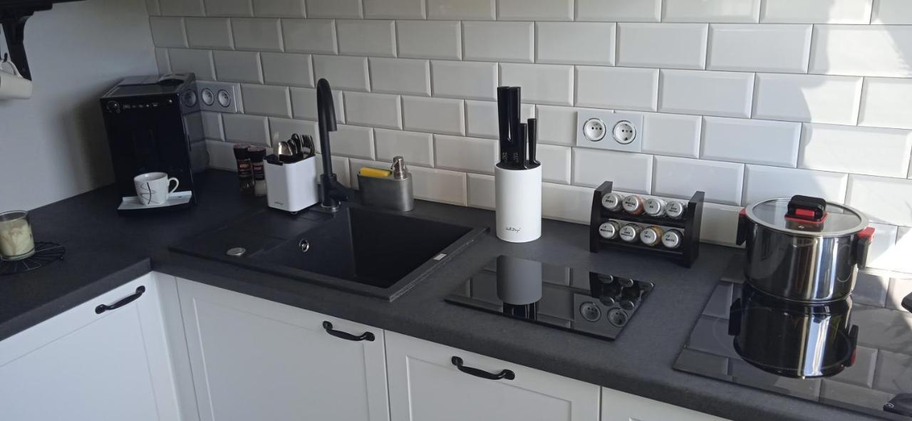 Apartament Klonowa Poznań Exteriör bild